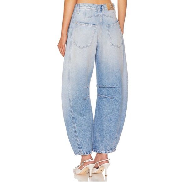 Free People Good Luck Barrel Jeans 26 Ultra Light Wash Denim Distressed NEW - Picture 6 of 15